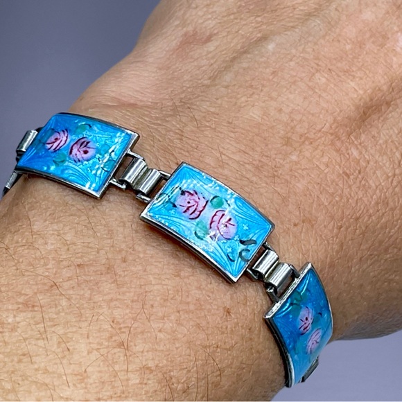 🌺Vintage Sterling Guilloche Enamel Bracelet - Picture 6 of 16